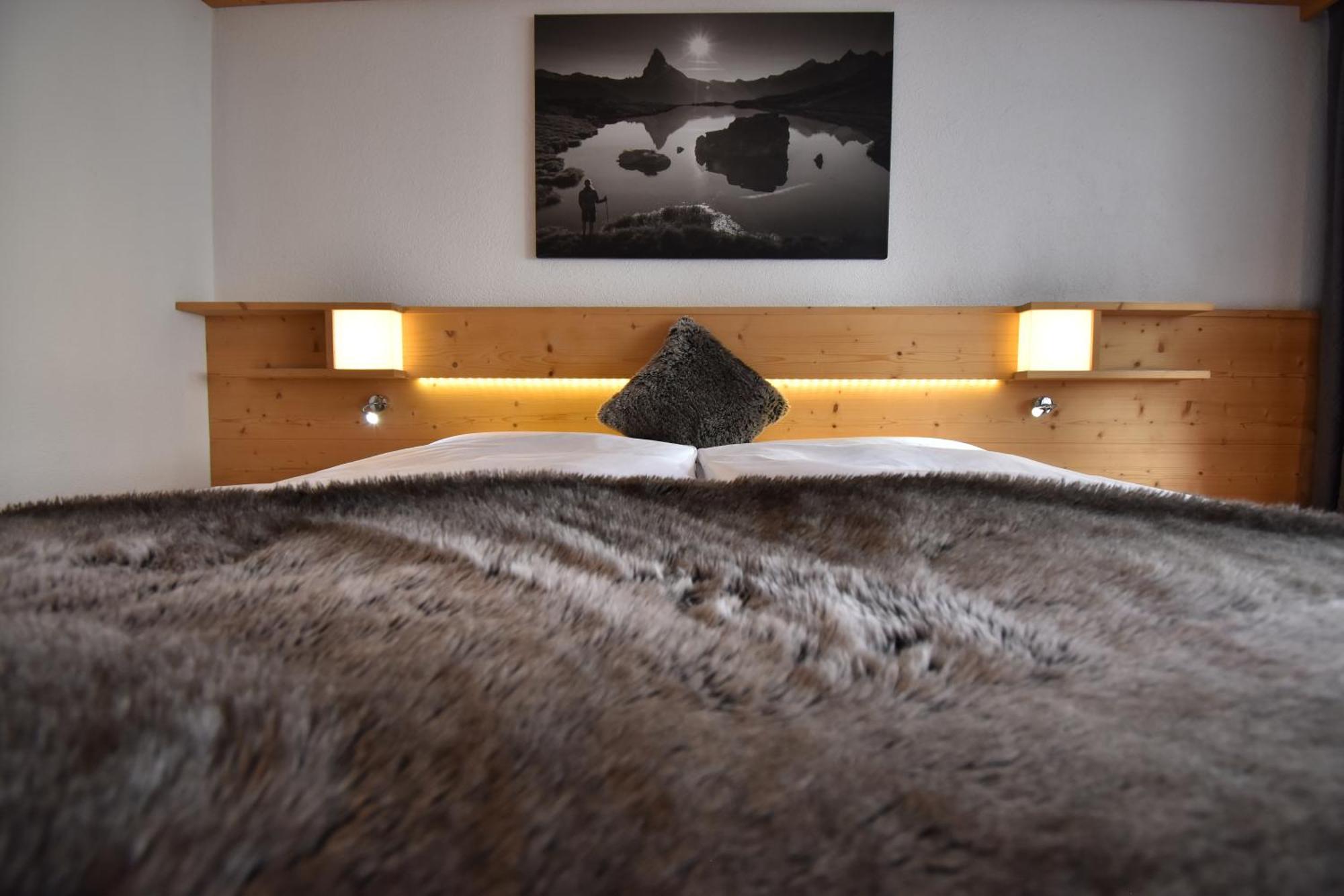 Hotel Matterhornblick Церматт Экстерьер фото
